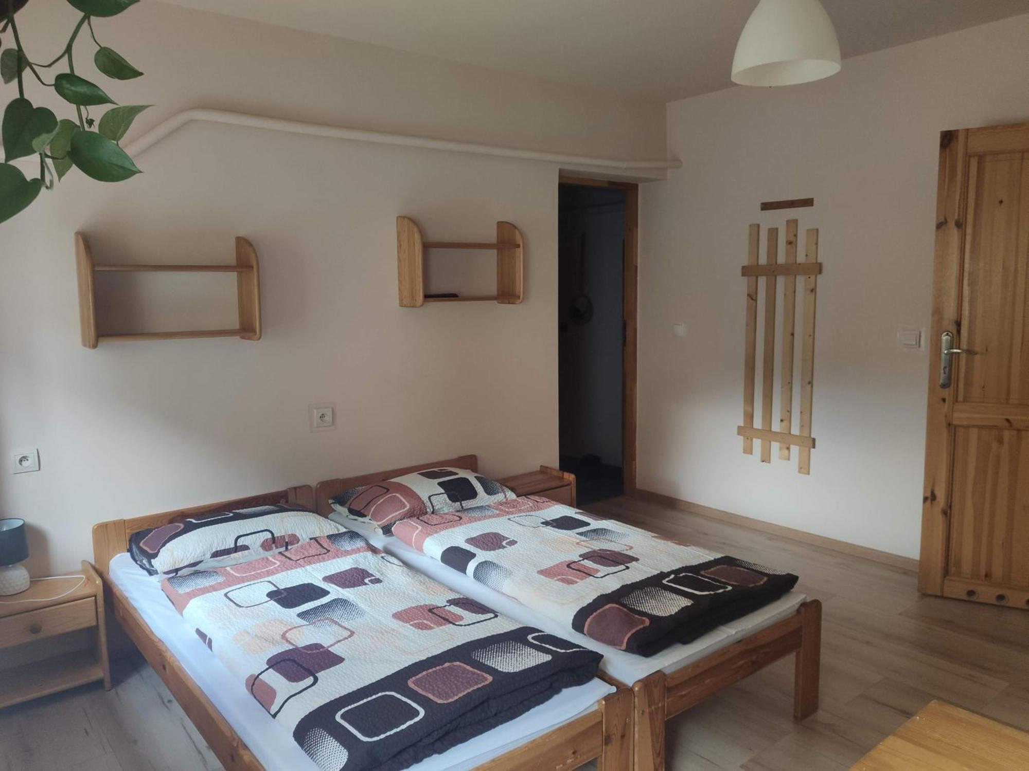 Apartamenty I Pokoje Goscinne "Wacus" Srebrna Gora Exterior photo