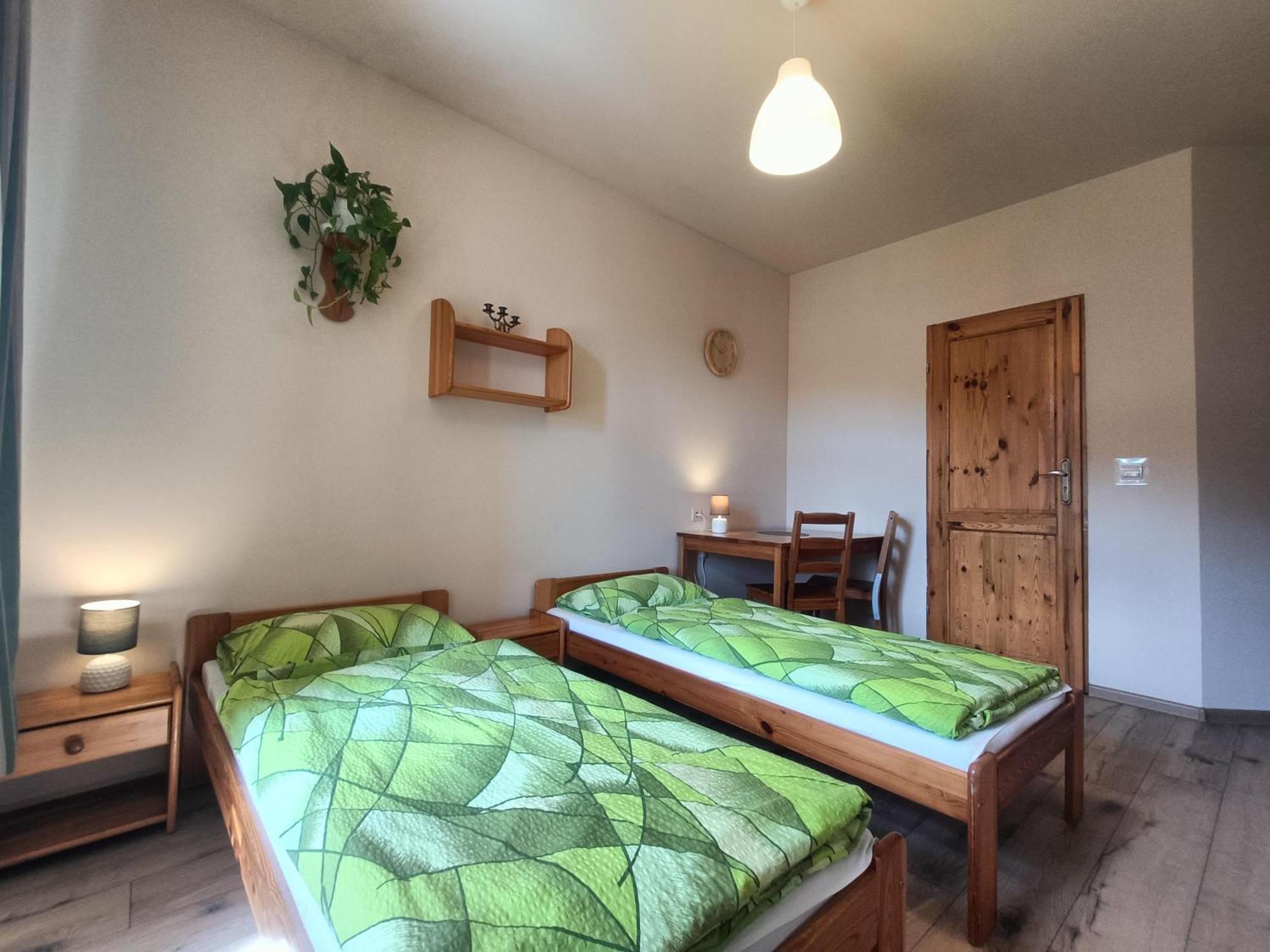 Apartamenty I Pokoje Goscinne "Wacus" Srebrna Gora Exterior photo