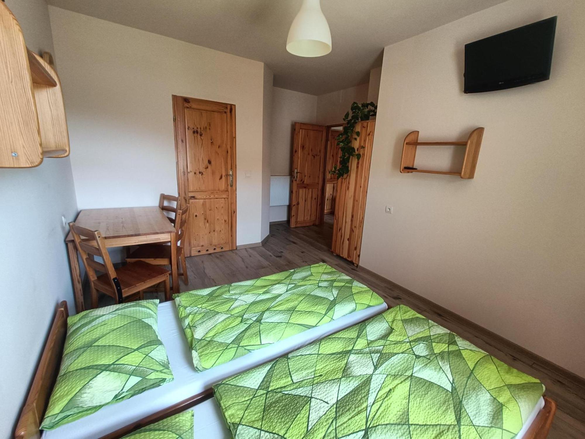Apartamenty I Pokoje Goscinne "Wacus" Srebrna Gora Exterior photo